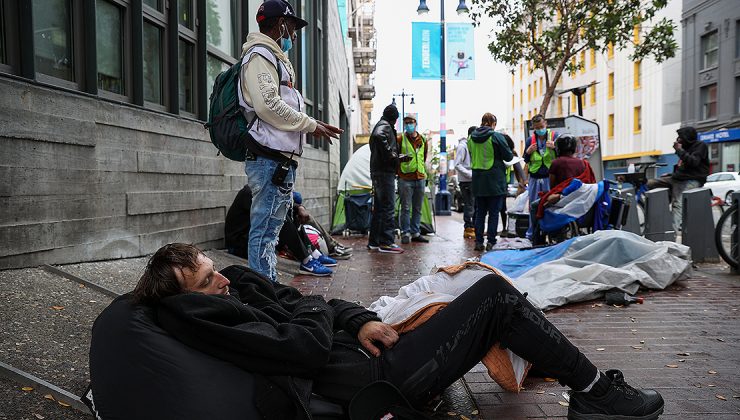 San Francisco’da Kovid-19’la zirve yapan evsizlik krizi çözülemiyor