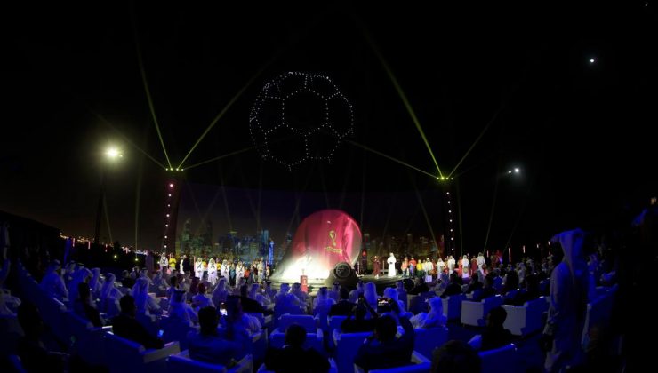 Katar’da 2022 FIFA Dünya Kupası geri sayım saati açıldı