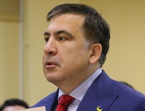 Gürcistan’da tutuklu Saakaşvili askeri hastaneye nakledildi