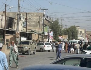 Afganistan’da bir camiye bombalı saldırı düzenlendi