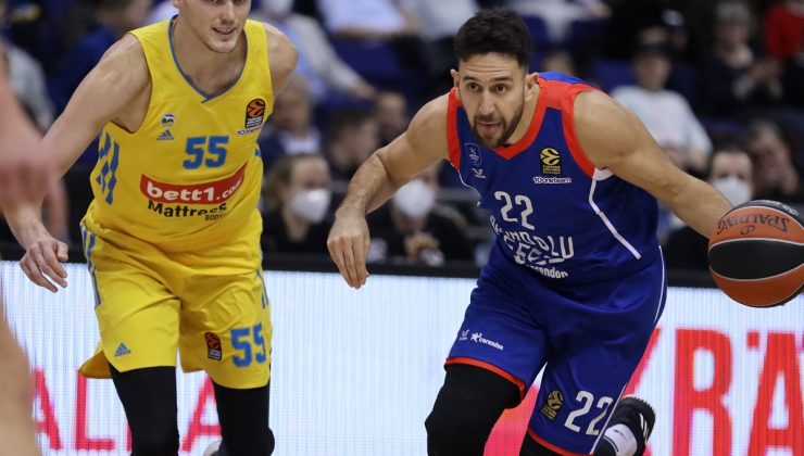 Anadolu Efes kendini hatırladı