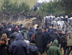 Rusya, Avrupa’yı Belarus-Polonya sınırındaki insani krize kayıtsız kalmakla suçladı