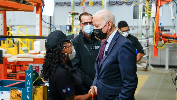 Biden’den benzin fiyatlarını düşürme hamlesi