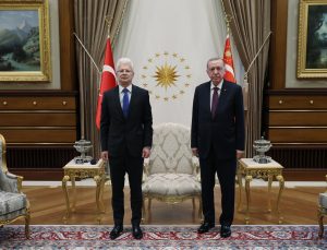 Büyükelçilerden Cumhurbaşkanı Erdoğan’a güven mektubu