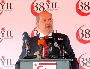 Ersin Tatar: Bugün özgür bir vatana sahipsek bu, Mücahit ve Mehmetçik sayesindedir