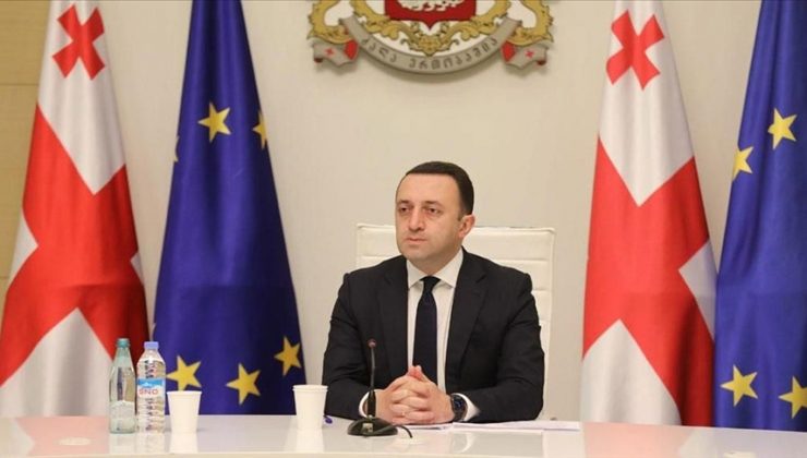 Gürcistan’da Kovid-19’la mücadelede ‘yeşil pasaport’ dönemi başlıyor