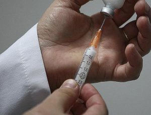 60 yaşın altındaki tüm ABD’li yetişkinler için hepatit B aşısı tavsiyesi