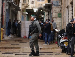 İsrail polisi Doğu Kudüs’te bir Filistinliyi daha öldürdü