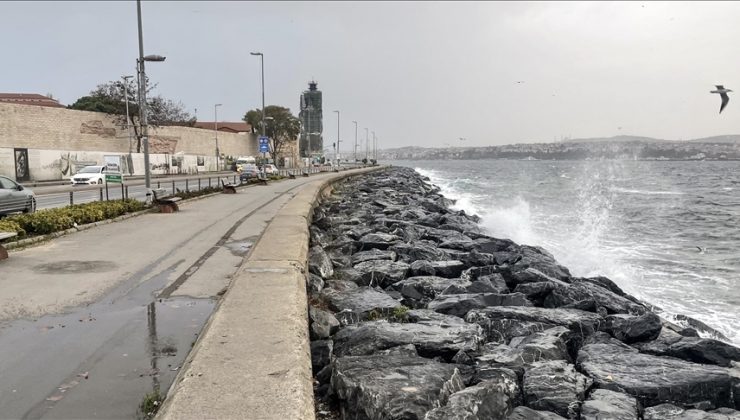 İstanbul’da kuvvetli rüzgar etkili oluyor