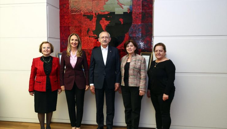 Kılıçdaroğlu, CHP’nin 40 bininci kadın üyesini kabul etti