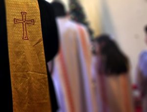 ABD’de Filipinli kilise lideri reşit olmayan kızlara cinsel saldırıyla suçlanıyor