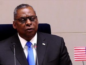 Lloyd Austin: Ukrayna sınırındaki askeri yığınak konusunda Putin’in niyetini bilmiyoruz