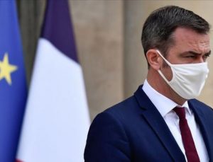 Fransa’da maske zorunluluğu geri geldi