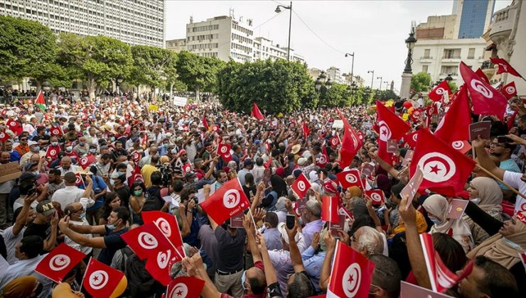 “Tunus’ta toplumsal patlama yaşanabilir”