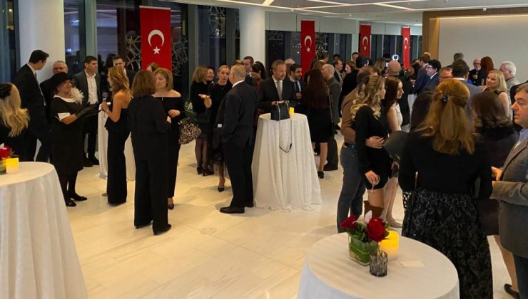 ABD’de çalışan Türk doktorlar, Türkevi’nde ağırlandı
