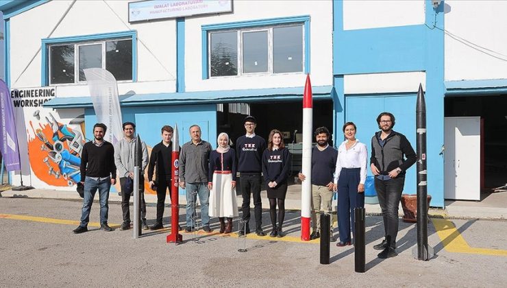 Türk takımı, roket yarışmasında dünya ikincisi oldu