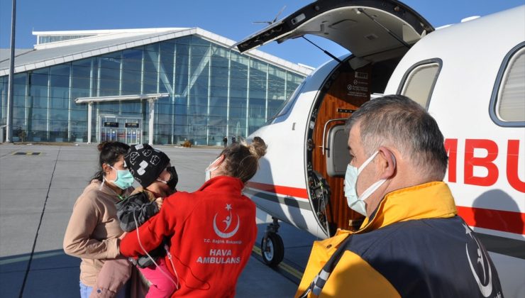 Ambulans uçak bir bebek için havalandı