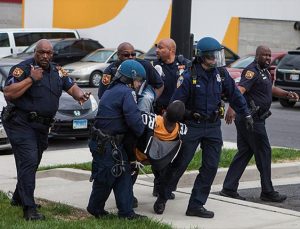 ABD’de polis müdahalesinde yaralananlara 5,7 milyon dolar tazminat ödenecek
