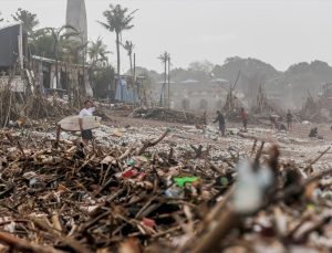 Bali plajlarının içler acısı hali