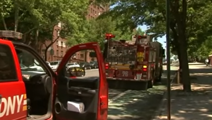 Queens’deki apartman yangınında bir kişi öldü