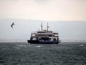 Gökçeada-Kabatepe hattında bazı feribot seferleri iptal edildi