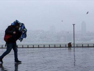 Kıyı Ege için kuvvetli yağış, Marmara için fırtına uyarısı
