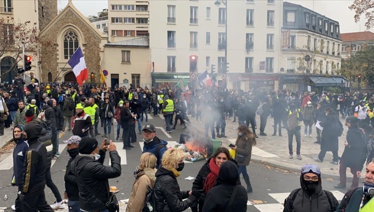 ABD Paris Büyükelçiliği personelini uyardı