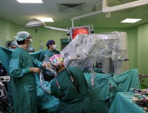 Ameliyatlarda ‘robotik cerrahi’ dönemi
