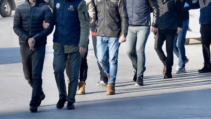 Ankara merkezli 12 ilde FETÖ operasyonu: 20 gözaltı kararı