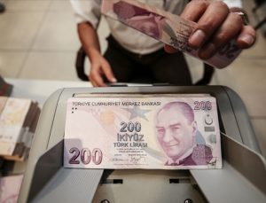 Türk lirası mevduatlar 23,8 milyar liranın üzerinde arttı
