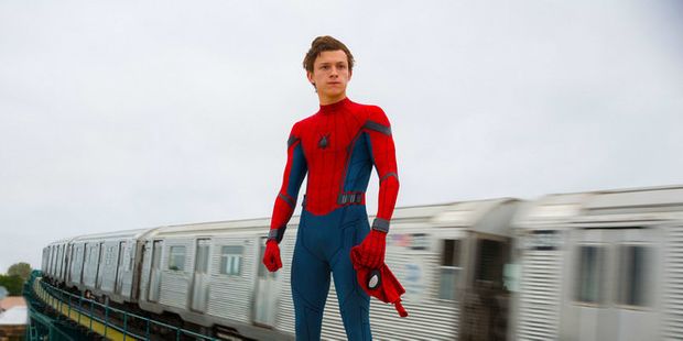 Tom Holland, Örümcek Adam olmaya doyacak! Diğer 3 filmde de başrol olmak için imzayı attı