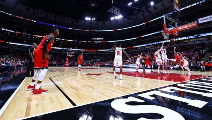 Toronto Raptors, tribün kapasitesini yarıya düşürüyor