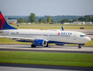 Delta Airlines, Kovid-19 nedeniyle 408 milyon dolar zarar ettiğini açıkladı