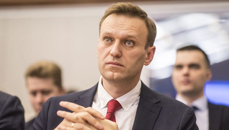Rus muhalif Aleksey Navalni son yolculuğuna uğurlandı
