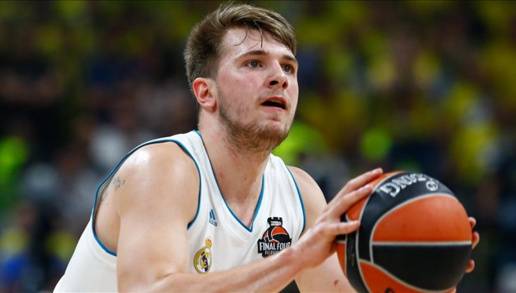 Doncic ‘triple double’ yaptı, Mavericks kazandı