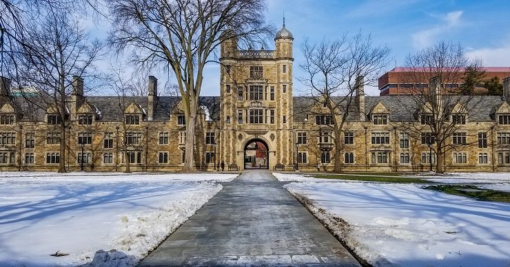 Michigan Üniversitesinden cinsel tacize uğrayanlara 490 milyon dolar tazminat