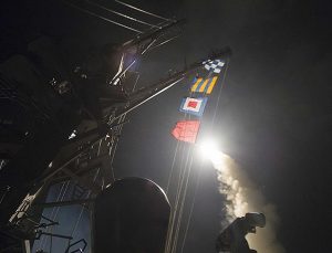 ABD Suriye’de füze fırlatma mevzilerini vurdu