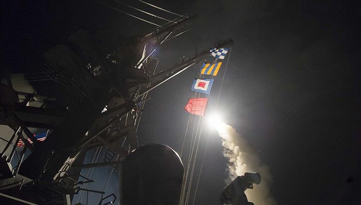 ABD Suriye’de füze fırlatma mevzilerini vurdu