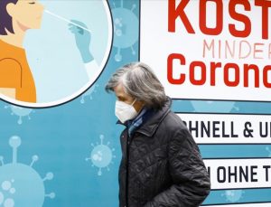 Almanya’da Kovid-19 vakaları nedeniyle laboratuvarlar kapasite sınırına yaklaştı