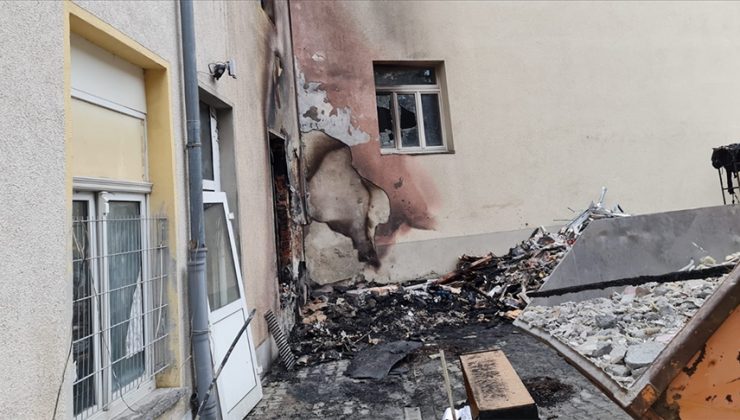 Almanya’da cami avlusundaki yangında kundaklama şüphesi