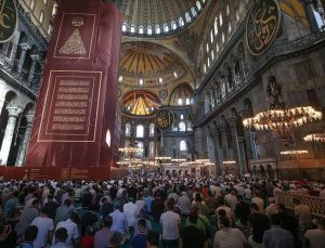 Türkiye çağrıya cevap verdi! Sabah namazında camilere akın ettiler