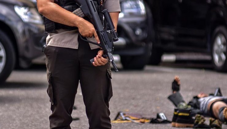 Endonezya’da silahlı çatışma: 18 kişi öldü