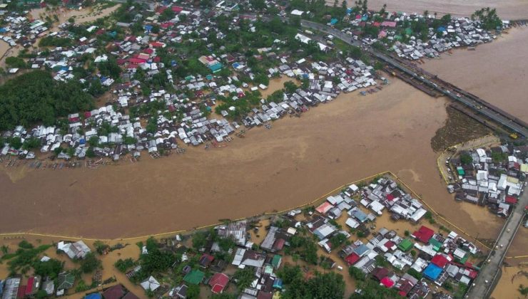 Japonya’dan tayfundan etkilenen Filipinler’e acil yardım