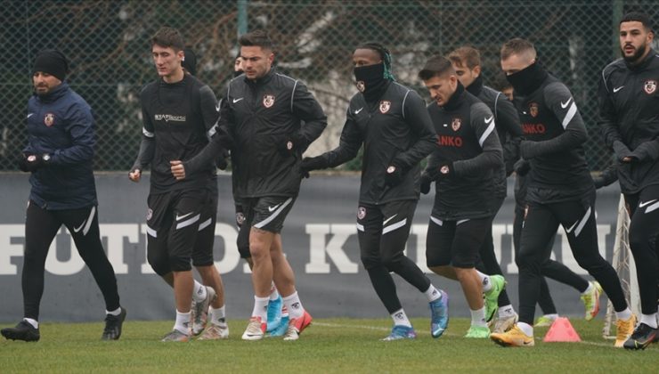 Gaziantep FK’de 7’si futbolcu 9 kişinin Kovid-19 testi pozitif çıktı