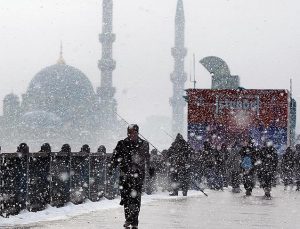 İstanbul’da üniversite eğitimlerine ve sınavlara 2 gün ara verildi