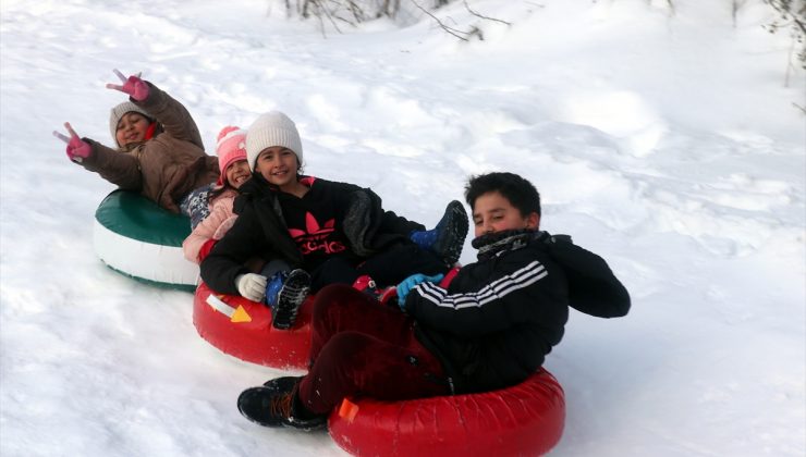 Bolu kent merkezinde kar yağışı başladı