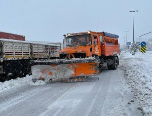 Malatya-Adıyaman kara yolu tır ve kamyon geçişine kapatıldı