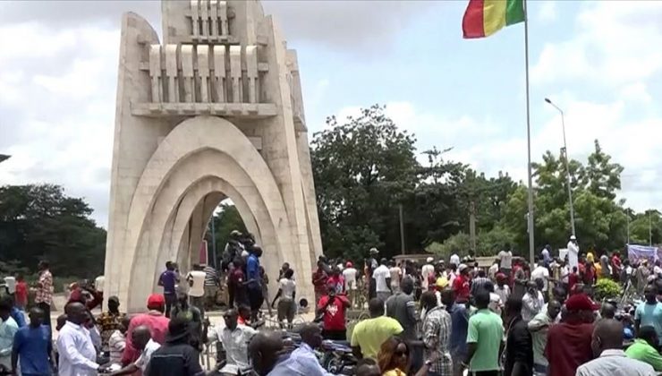 Mali, Fransız büyükelçinin ülkeyi terk etmesini istedi