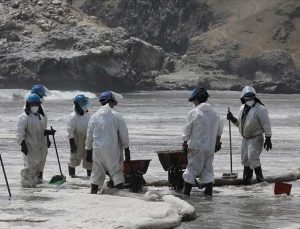 Peru’da petrol sızıntısı nedeniyle rafineri yöneticilerine yurt dışına çıkış yasağı