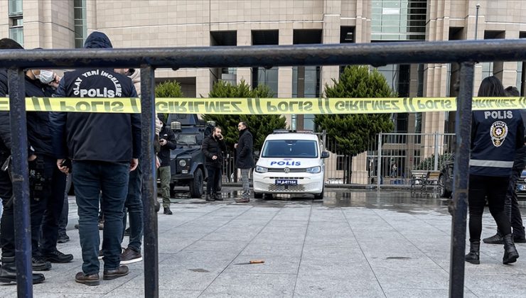 İstanbul’da polisi bıçaklayan saldırgan vuruldu!